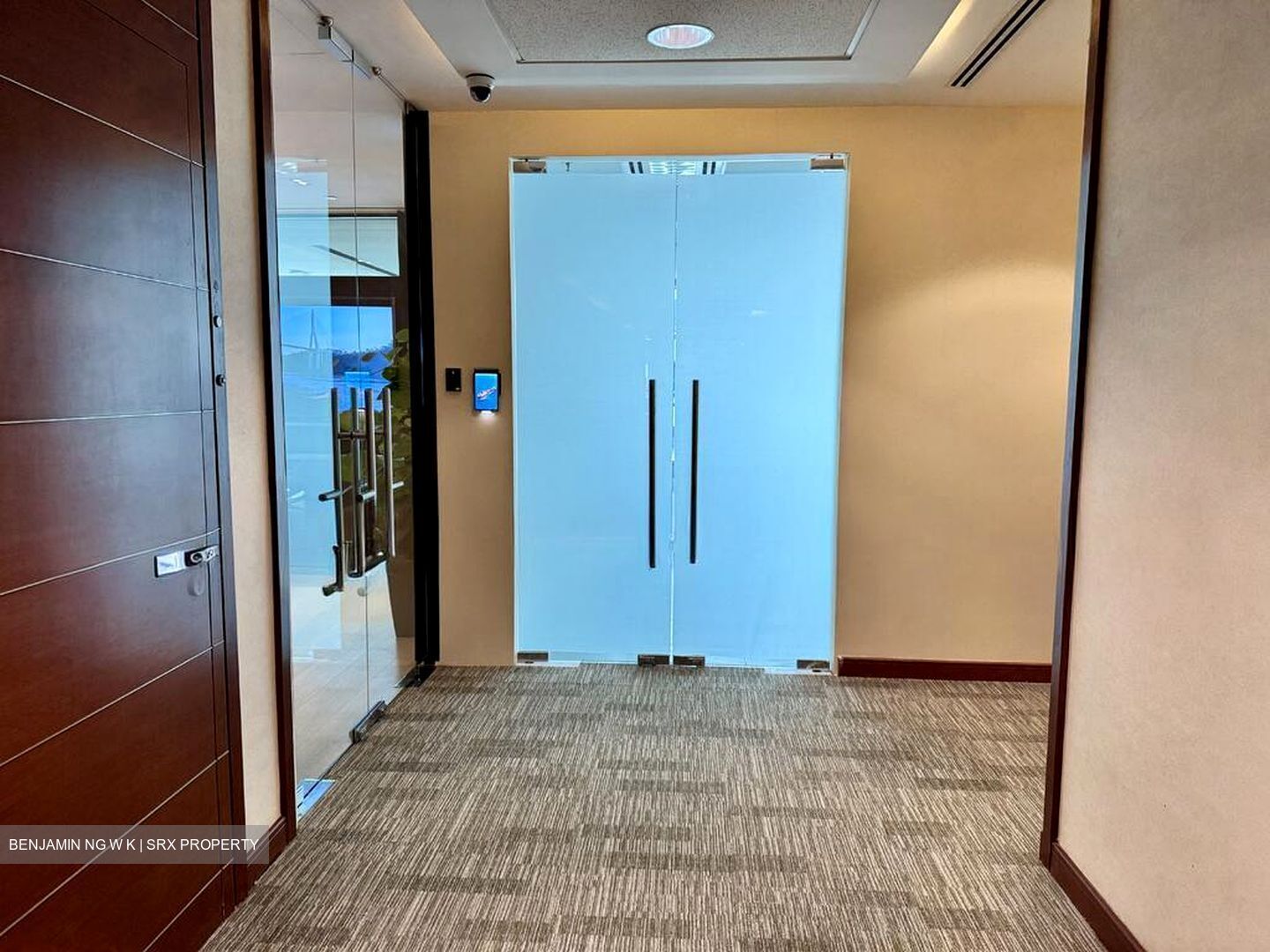 Bank Of China Building (D1), Office #500811051
